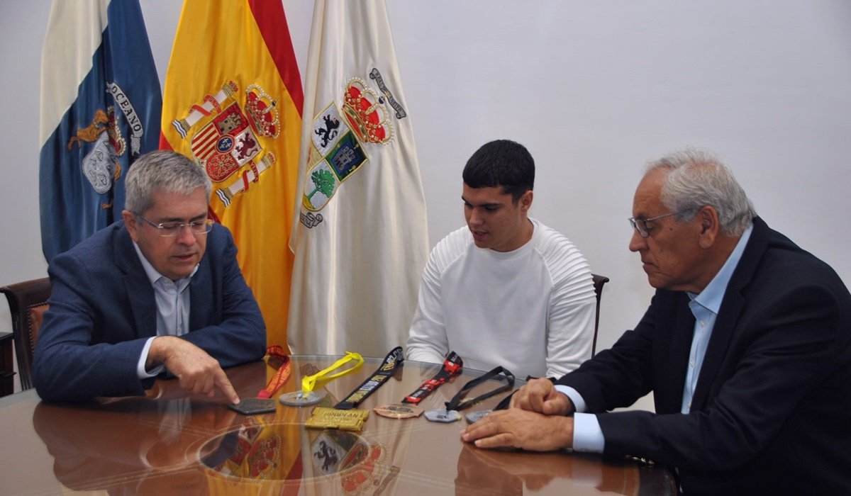 Marco Aurelio Pérez agradece a un centenar de deportistas “los logros que promocionan a todo el municipio”