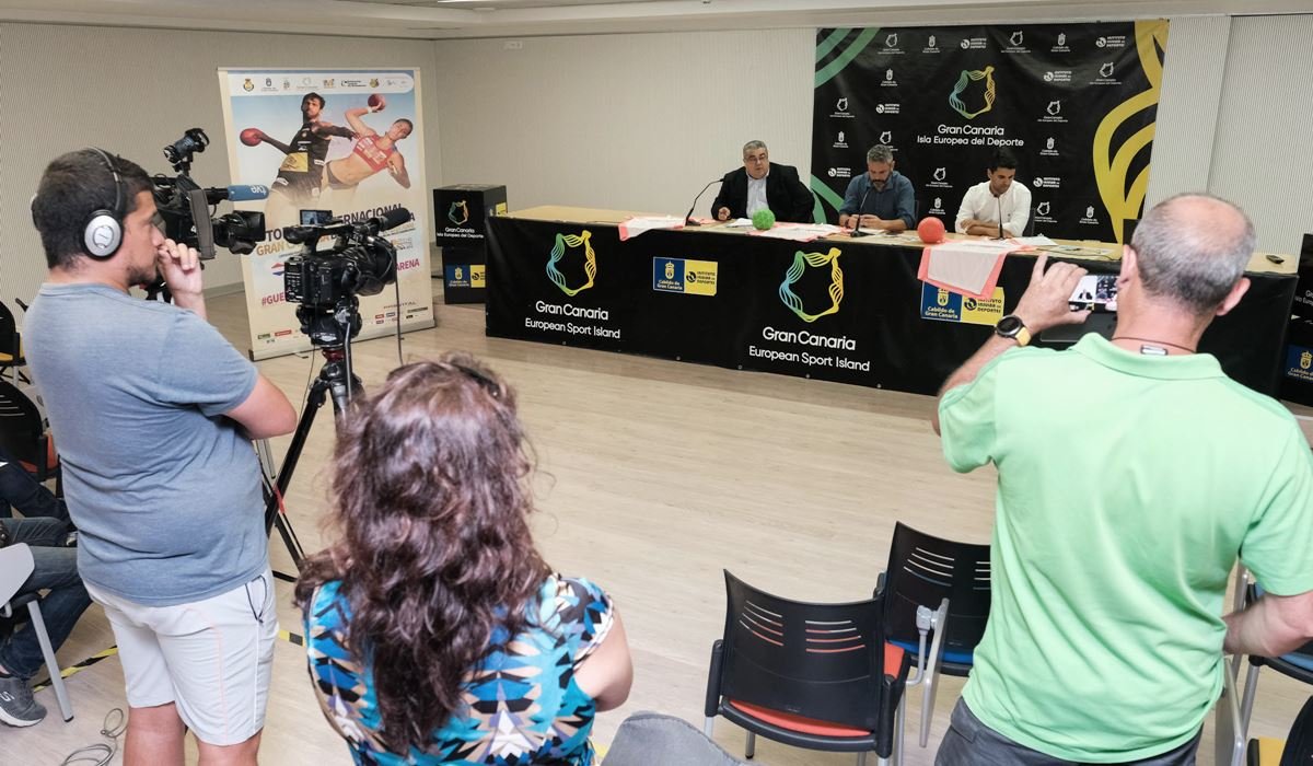  Presentación I Torneo Internacional Gran Canaria de Balonmano Playa 