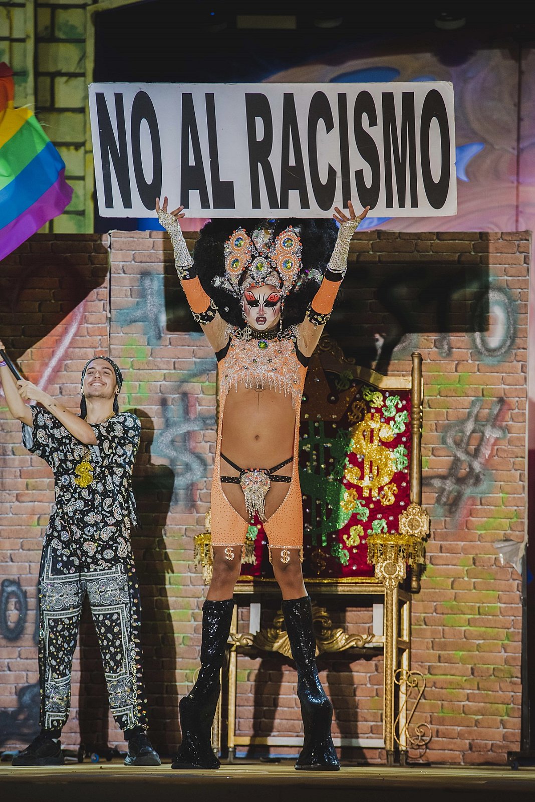 Los premiados en este Carnaval Internacional de Maspalomas volvieron a subirse al escenario en la gala del turista