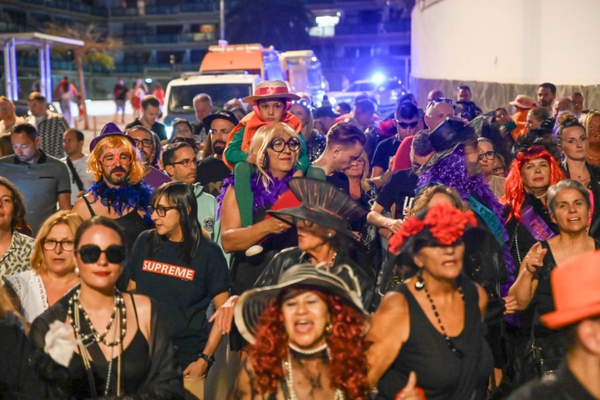Más 350.000 personas disfrutaron de Gran Cabalgata del Carnaval Internacional de Maspalomas 2024