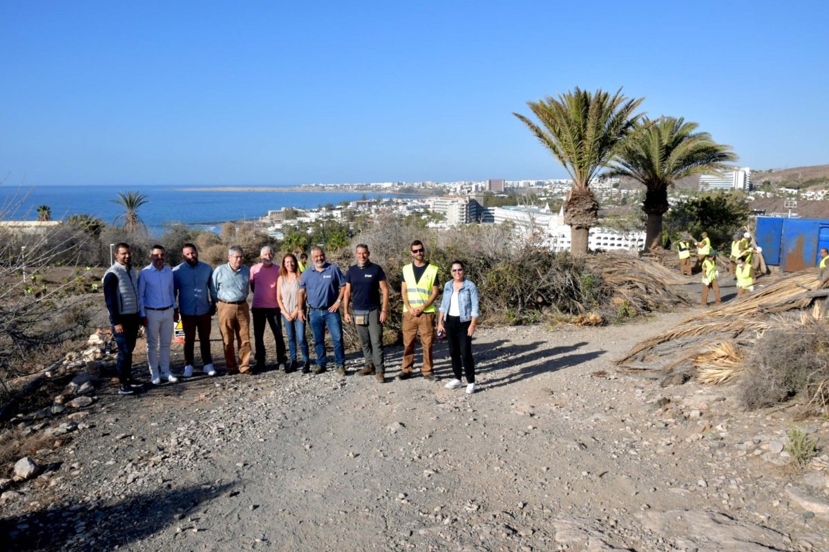 El Ayuntamiento y Foresta trabajan en la restauración ambiental de Morro Besudo