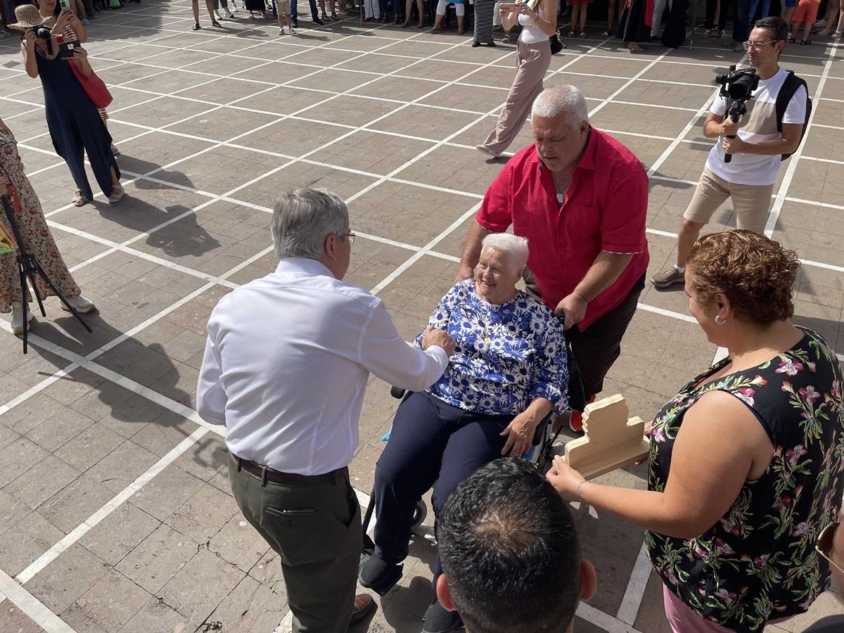 El Ayuntamiento inicia en Fataga la dinamización social, cultural y económica de las medianías