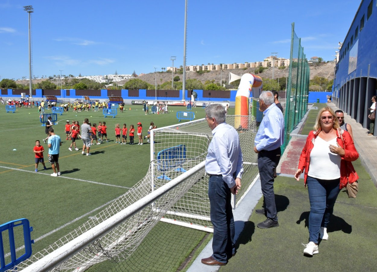El Ayuntamiento organiza la IIMiniolimpiada Escolar de Juegos Recreativos en Maspalomas