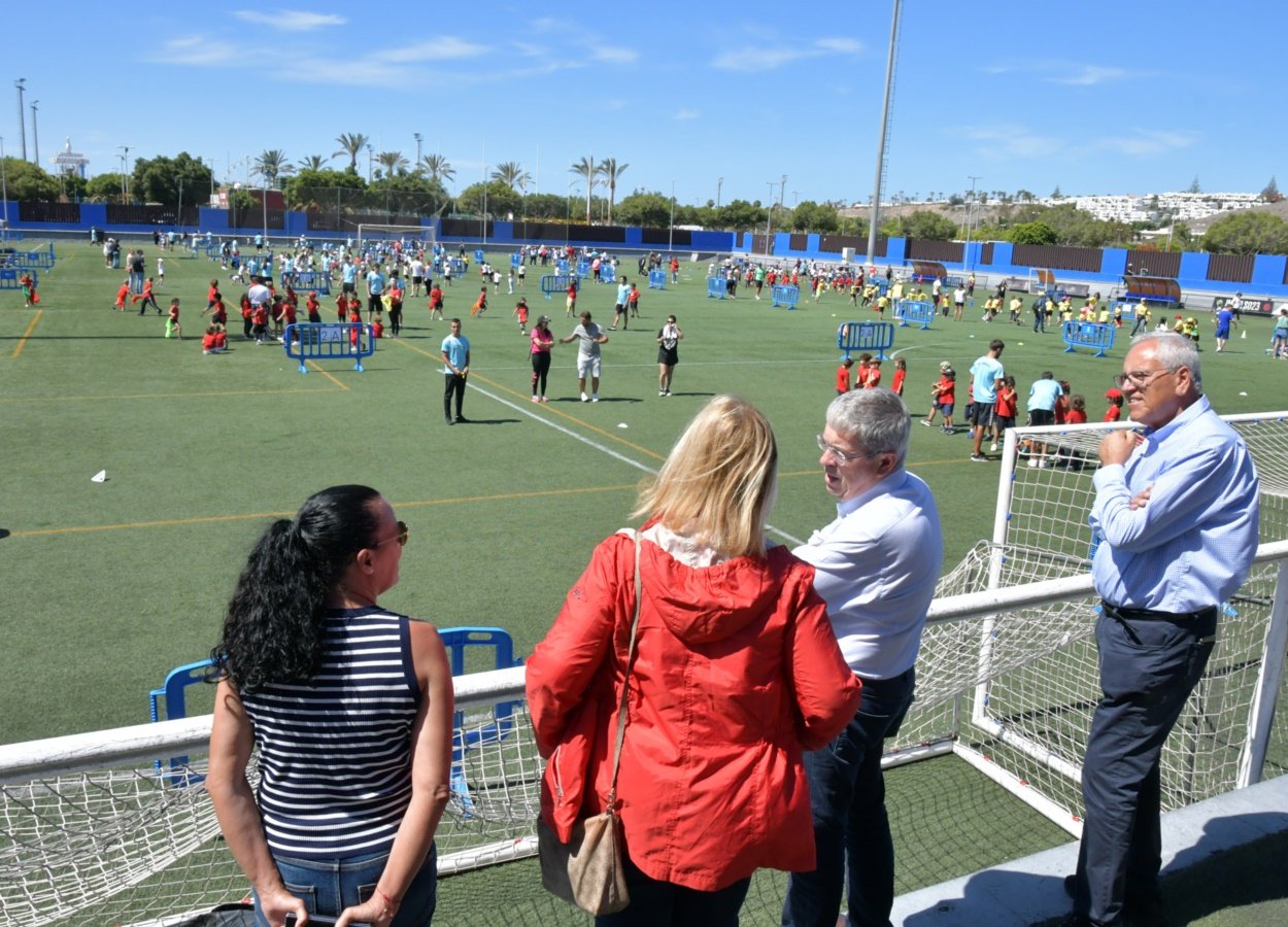 El Ayuntamiento organiza la IIMiniolimpiada Escolar de Juegos Recreativos en Maspalomas