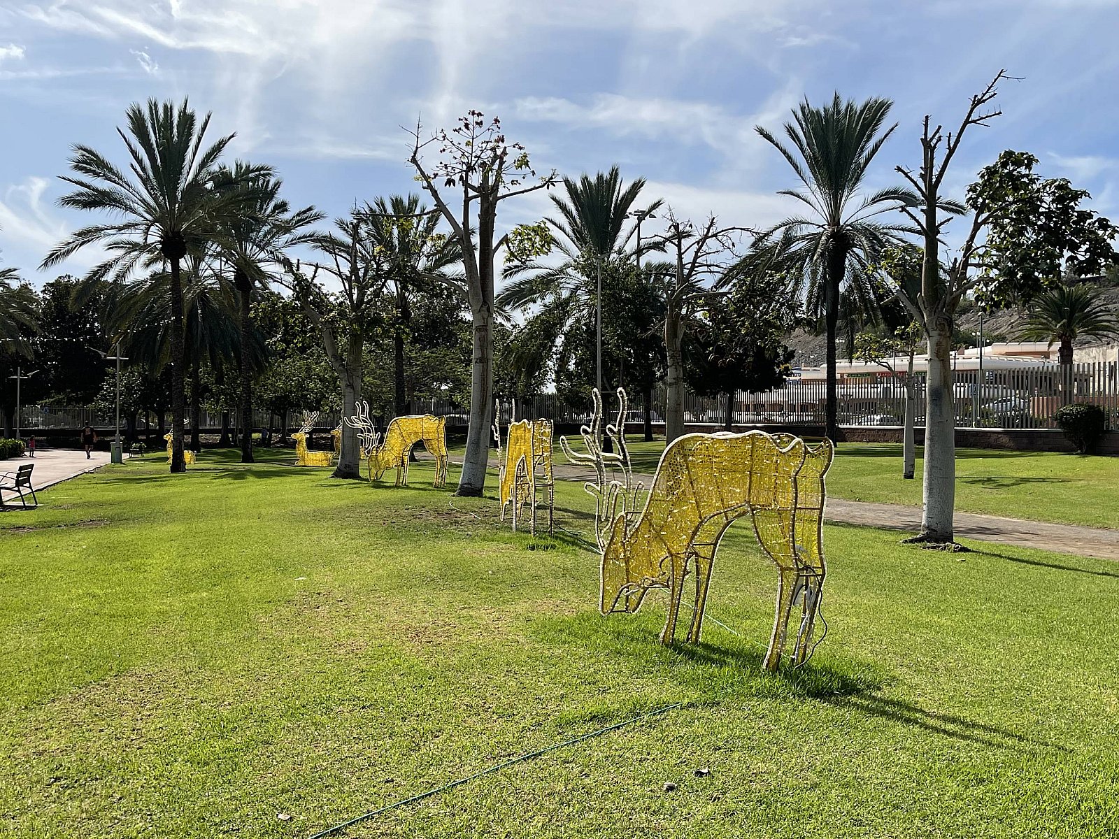 El Parque Urbano del Sur se ilumina  con el espíritu familiar de la Navidad
