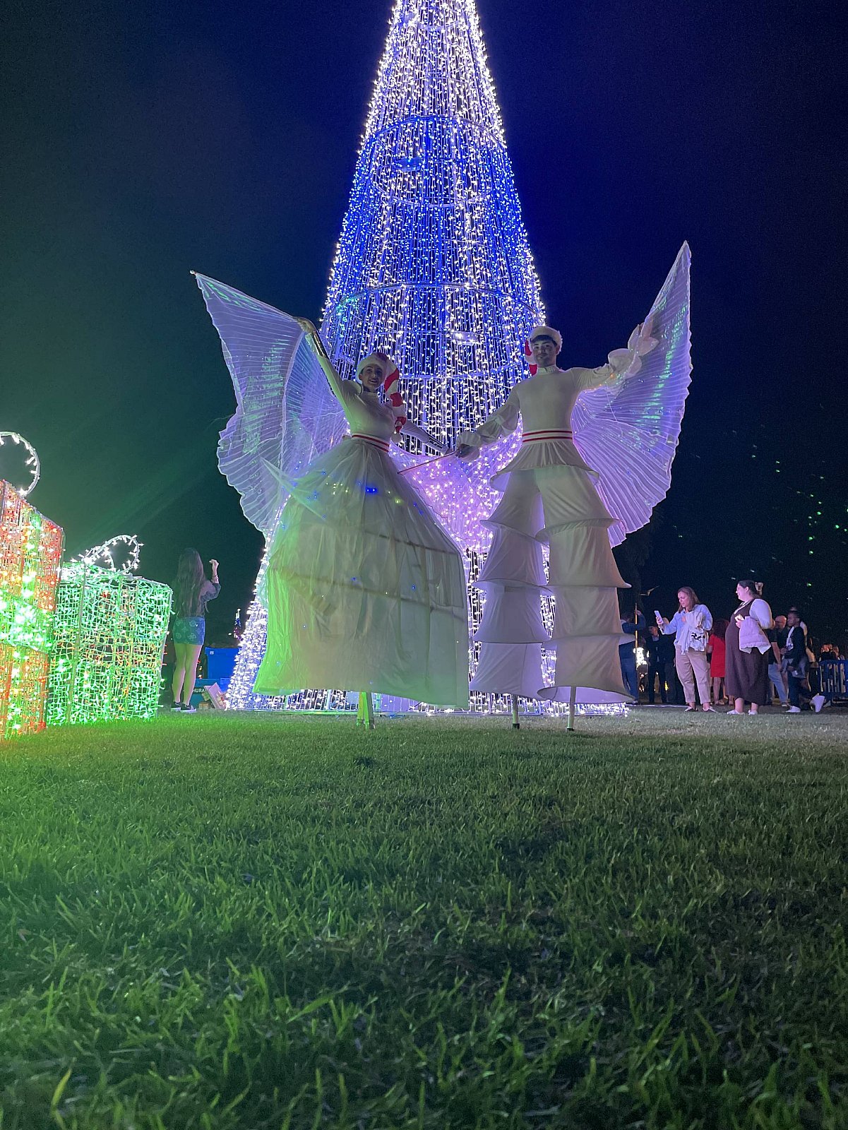 El Parque Urbano del Sur se ilumina  con el espíritu familiar de la Navidad