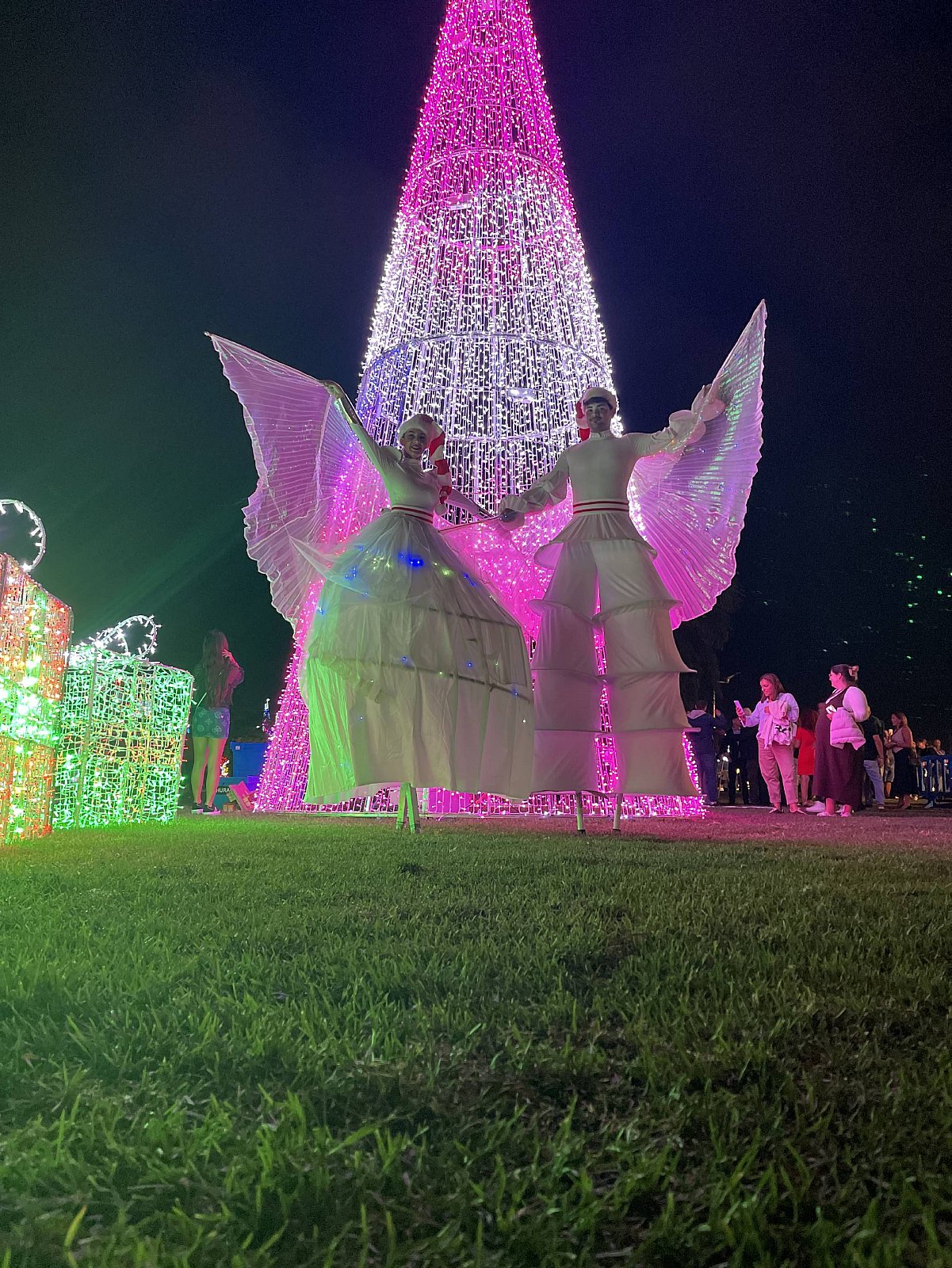 El Parque Urbano del Sur se ilumina  con el espíritu familiar de la Navidad