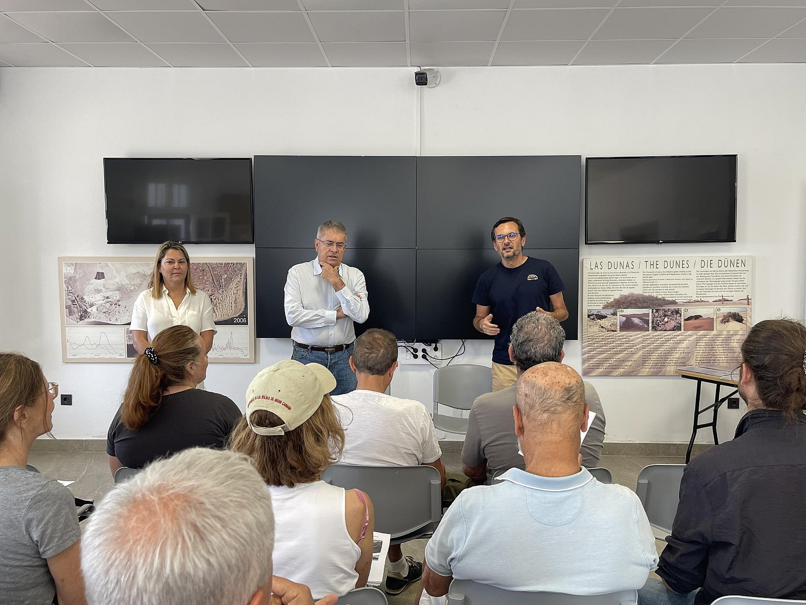 Maspalomas acoge la primera excursión científica por la Isla de los Grupos de Investigación Reconocidos de la ULPGC