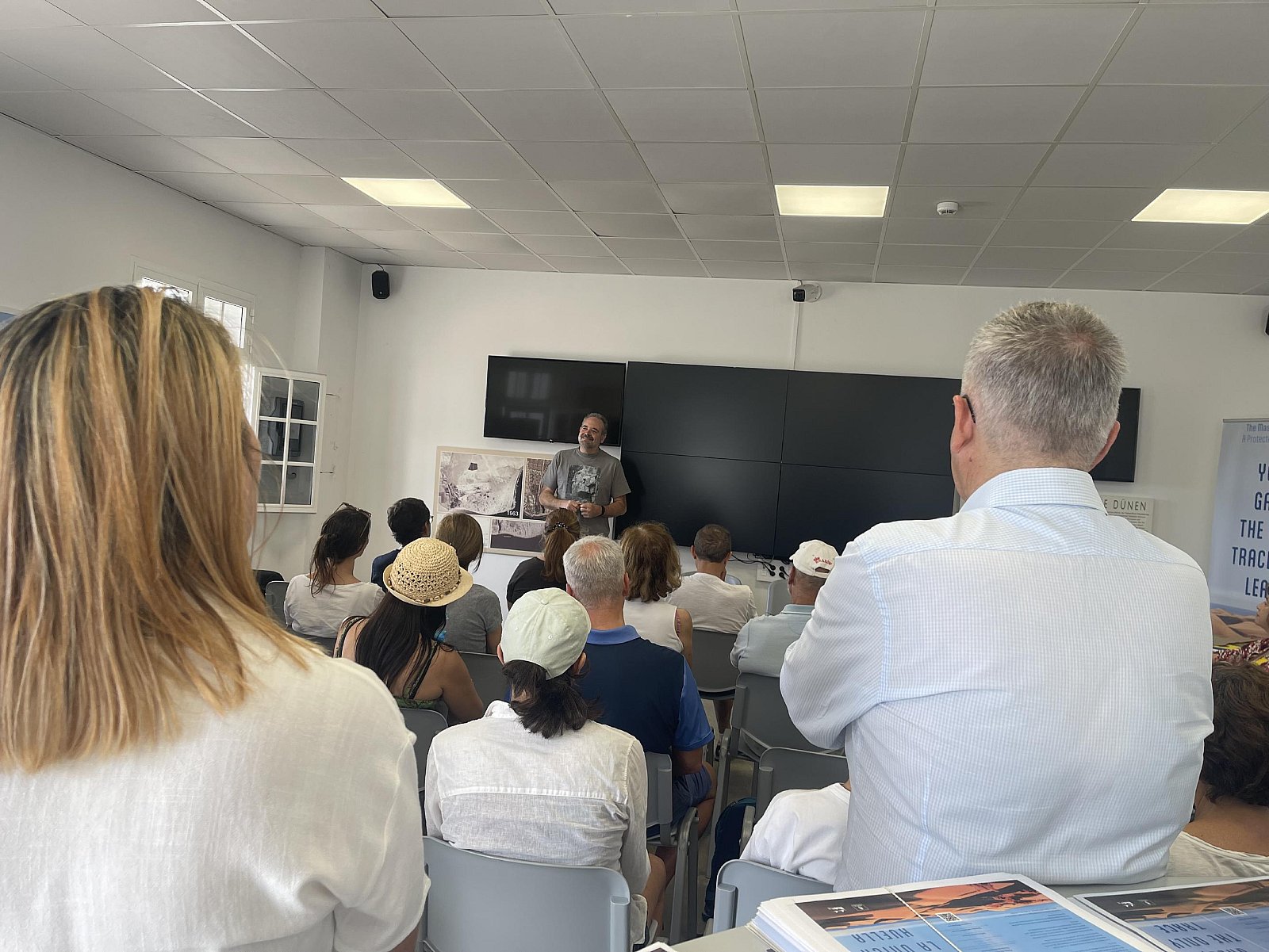 Maspalomas acoge la primera excursión científica por la Isla de los Grupos de Investigación Reconocidos de la ULPGC