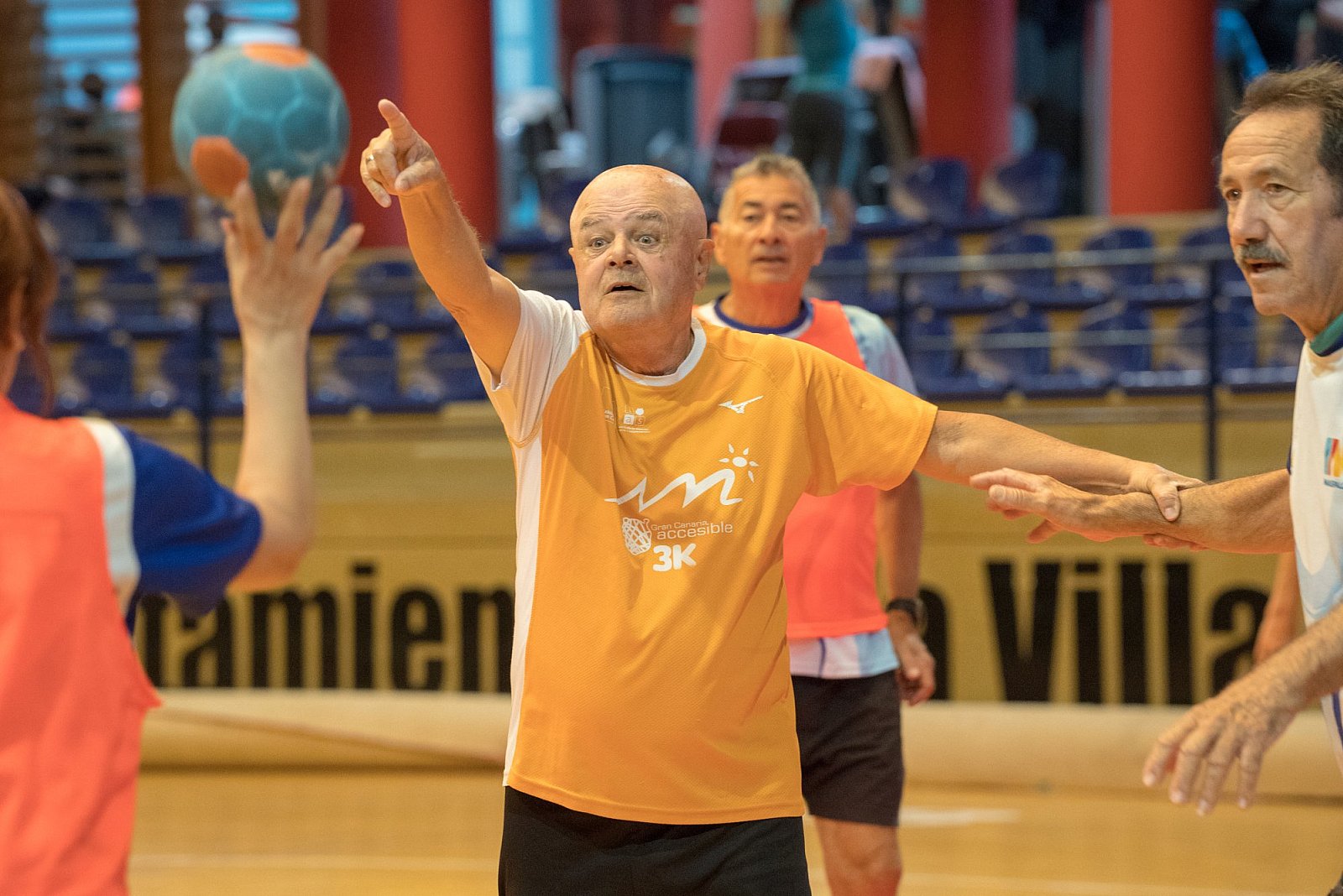 Más de 400 mayores celebran en El Tablero la ‘fiesta del deporte’