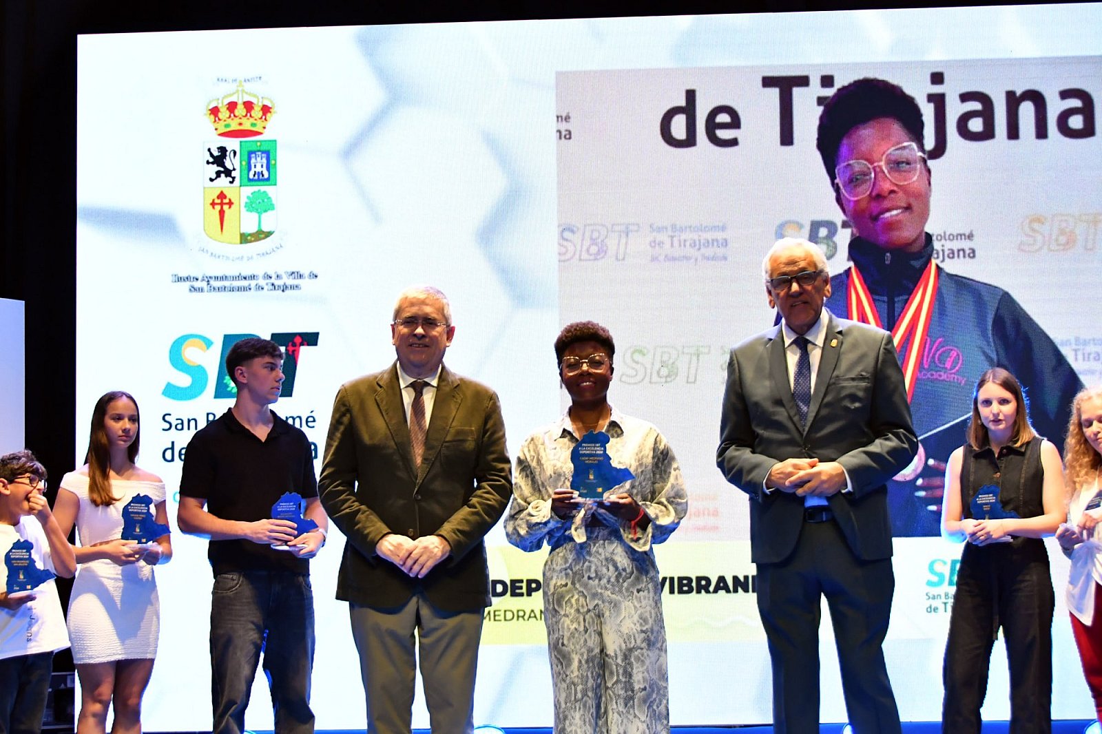 CLUBES DEL MUNICIPIO CON DEPORTISTAS INDIVIDUALES DESTACADOS EN COMPETICIONES OFICIALES NACIONALES E INTERNACIONALES EN LA TEMPORADA 2024