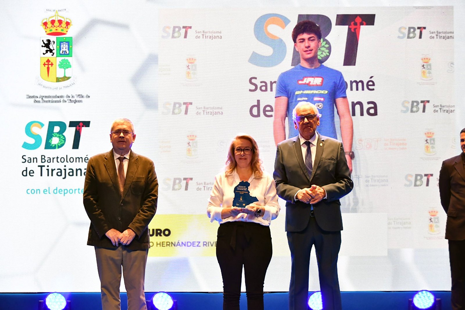 DEPORTISTAS INDIVIDUALES SBT CON LOGROS NACIONALES E INTERNACIONALES EN COMPETICIONES OFICIALES
