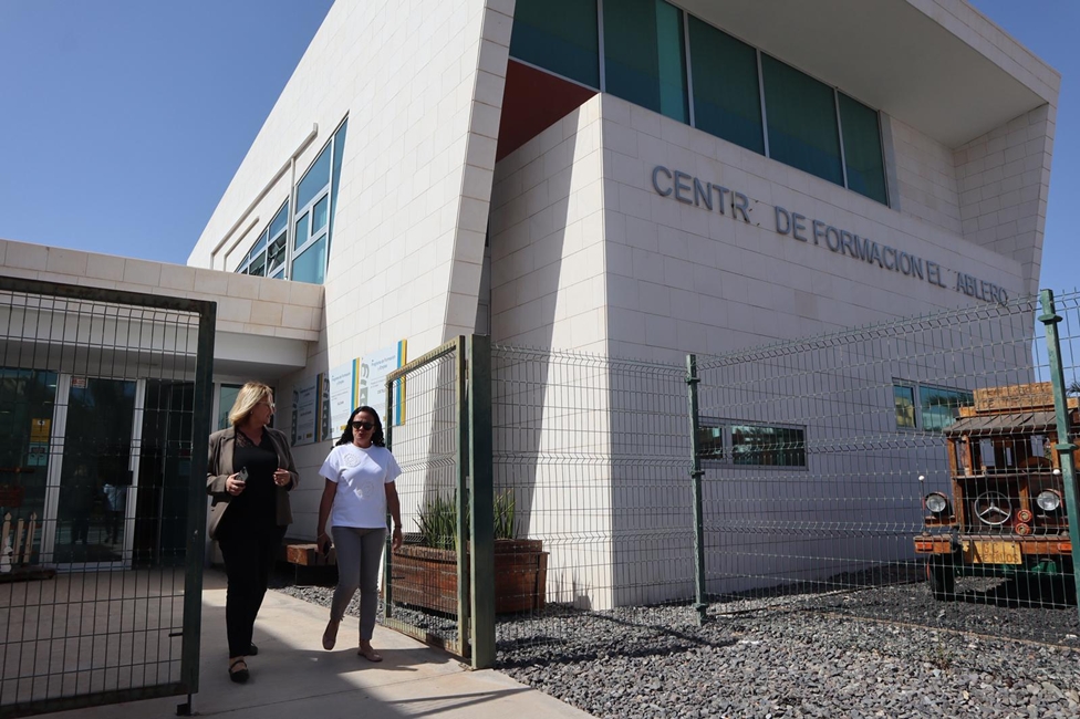 20260225 DL NuevosPFAEs Portada 3