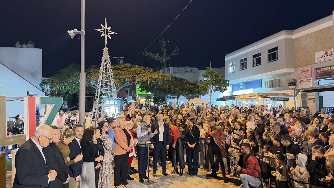 20251205 COM ENCENDIDO DE NAVIDAD EN SAN BARTOLOMÉ DE TIRAJANA2