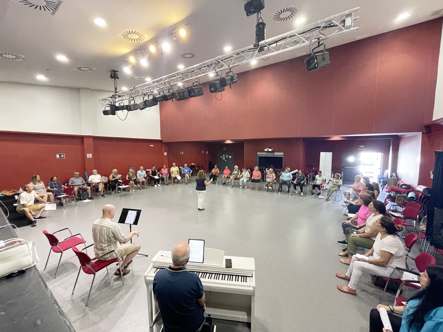 20250710 CUL UVM Alumnado en las clases del curso de canto