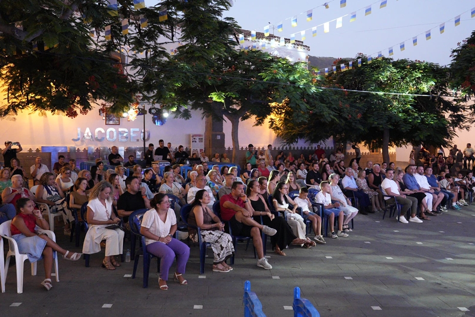 20250824 EyF Público asistente