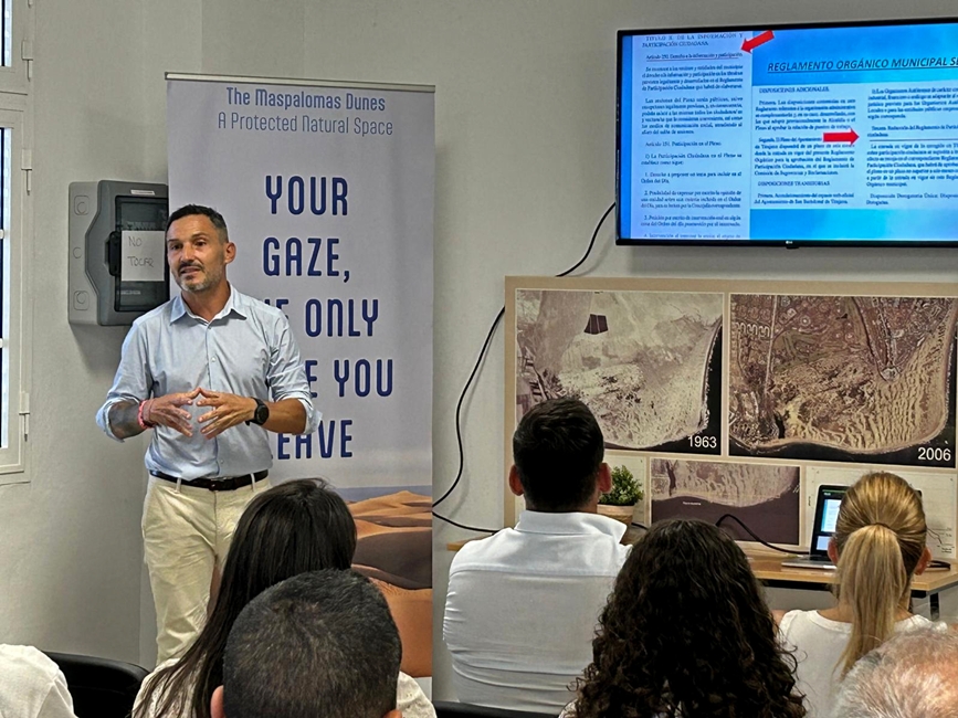 20250701 PC Marichal y Cardoso durante unas jornadas de Participación Ciudadana 00