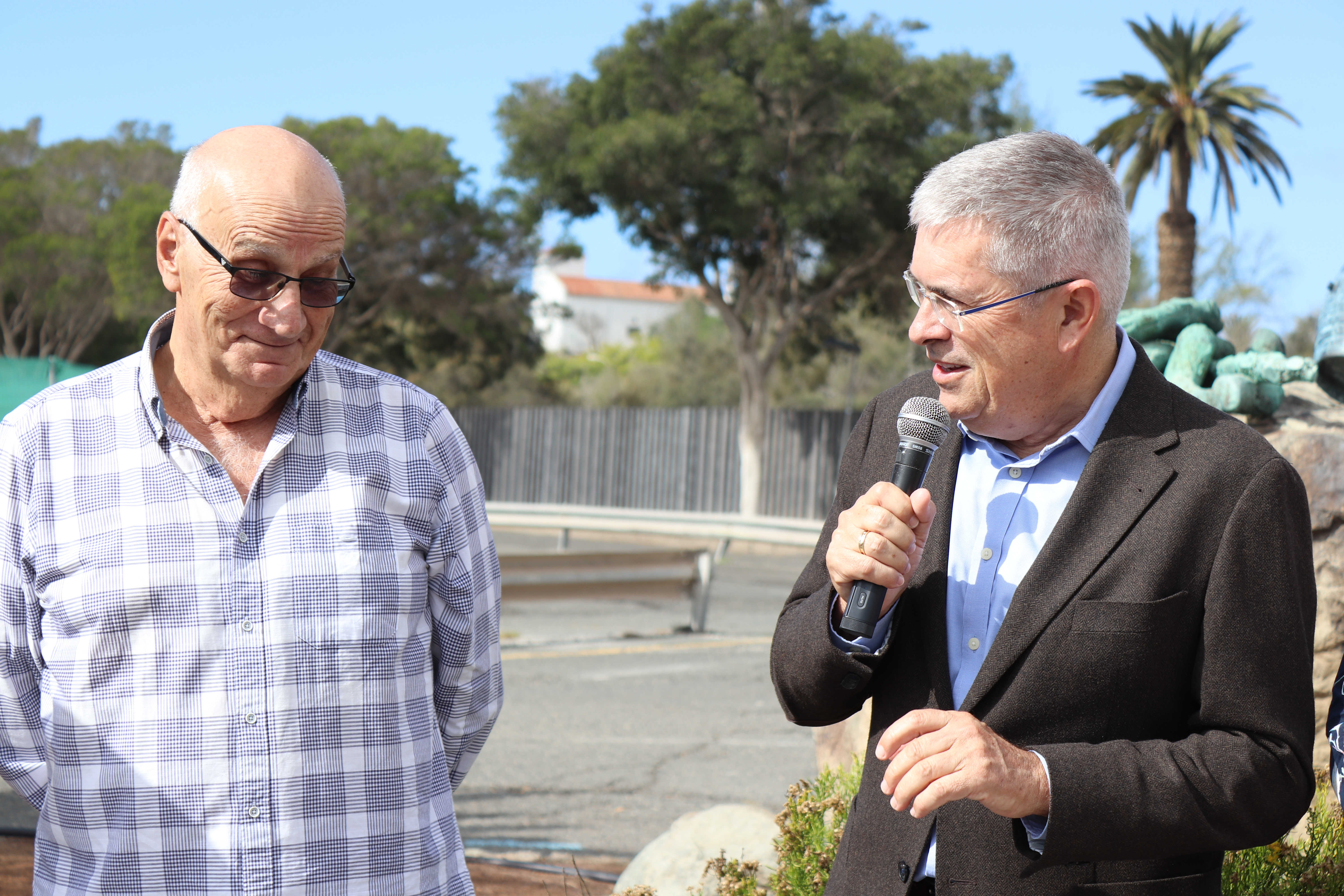 20251114_PRE_Restaura_Escultura3