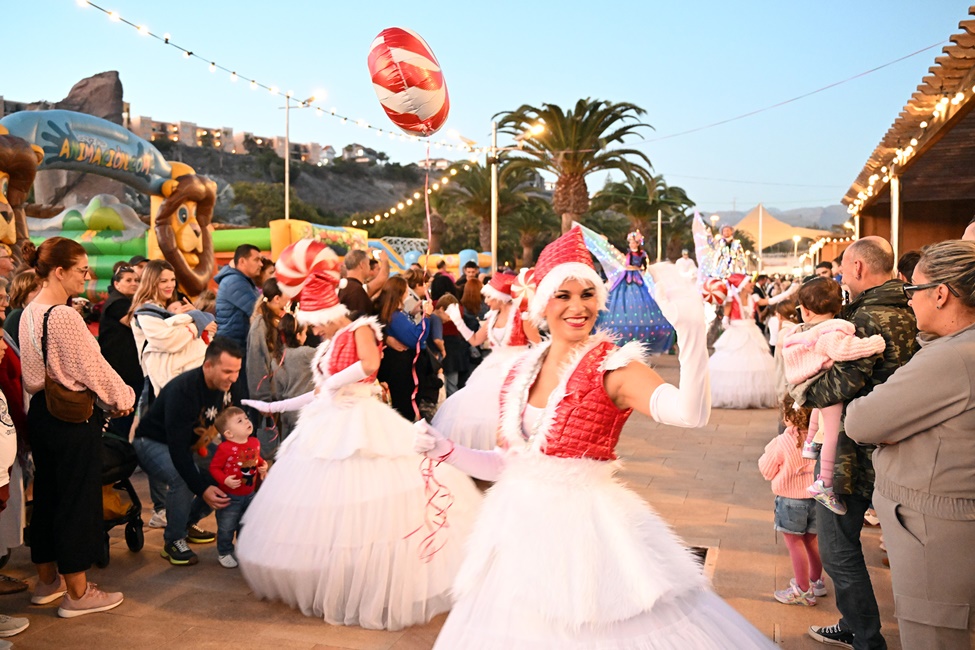 20251204 PRE PRESENTACION PROGRAMA DE NAVIDAD Y II NAVIDADES DEL MUNDO EN SBT
