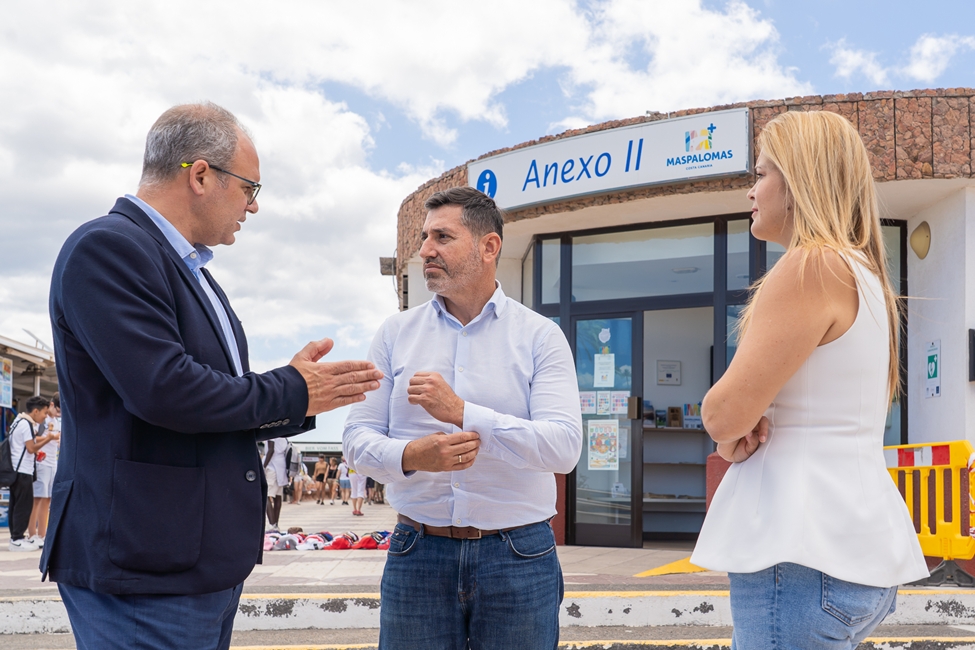20260707_PY_Acosta_Marichal_y_Vega_durante_la_visita_al_Anexo_II.jpg