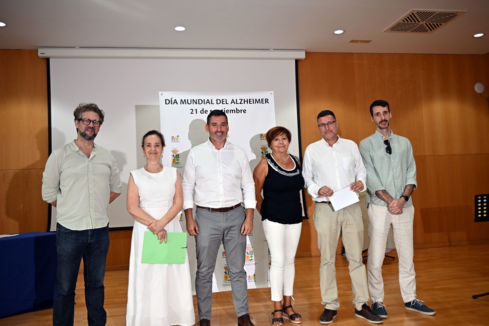 20250919_SSoc_PRESENTACION_JORNADAS_-_COMO_AFRONTAR_EL_DESGASTE_DE_CUIDAR11.jpg