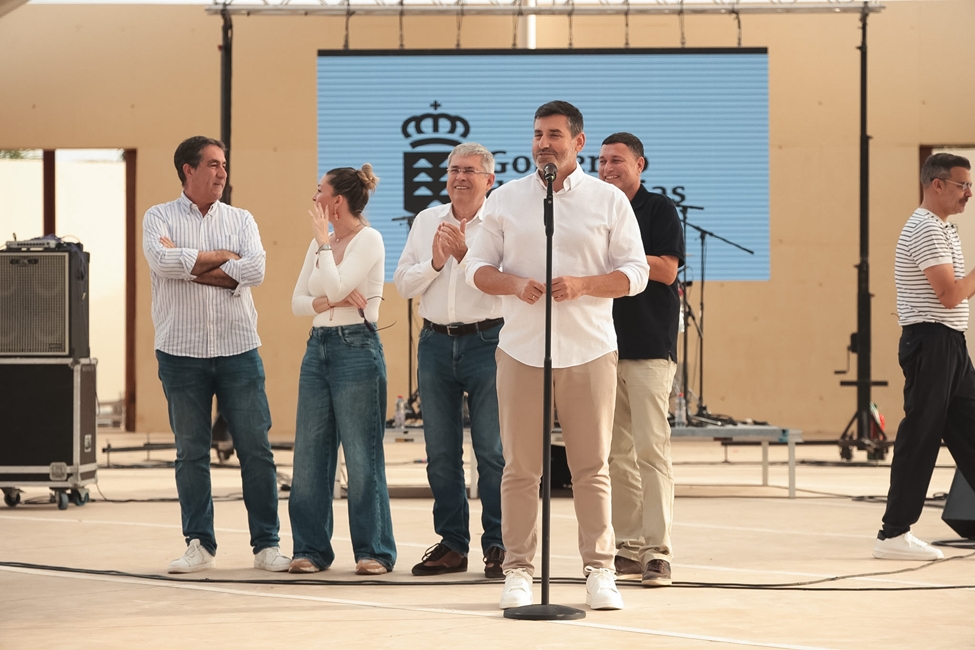 20260419 MY Tardeo Alejandro MArichal se dirige a los asistentes