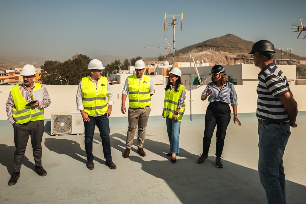 20260220 VV Alejandro Marichal y Lucía Jiménez visitan las obras de El Pajar con equipo Gesvisur